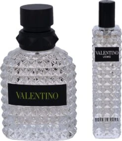 Valentino Uomo Born In Roma Yellow Dream Giftset - 50 Ml Eau De Toilette Spray + 15 Ml Eau De Toilette Tasspray - Cadeauset Voor Heren 5 Valentino Uomo Born In Roma Yellow Dream Giftset - 50 Ml Eau De Toilette Spray + 15 Ml Eau De Toilette Tasspray - Cadeauset Voor Heren -Armani Parfum Winkel 1035x1200 7