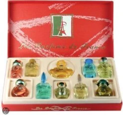 Charrier Franse Parfum Geschenkset - 10 Miniaturen - Geurengeschenkset -Armani Parfum Winkel 1200x1125 1