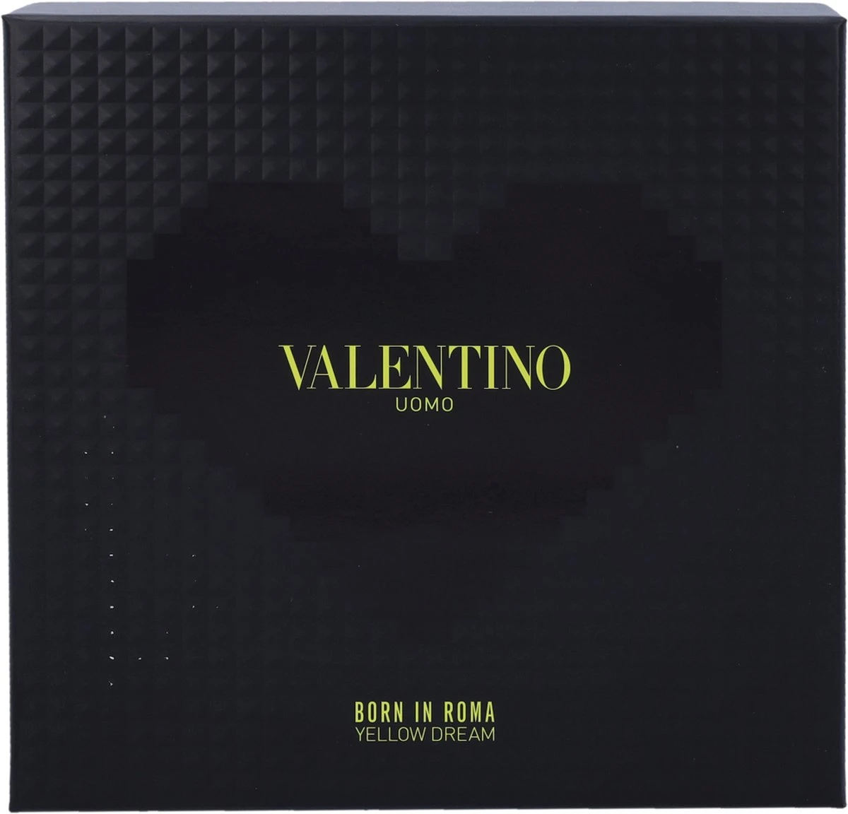 Valentino Uomo Born In Roma Yellow Dream Giftset - 50 ml eau de toilette spray + 15 ml eau de toilette tasspray - cadeauset voor heren Valentino Uomo Born In Roma Yellow Dream Giftset - 50 Ml Eau De Toilette Spray + 15 Ml Eau De Toilette Tasspray - Cadeauset Voor Heren -Armani Parfum Winkel 1200x1152 2