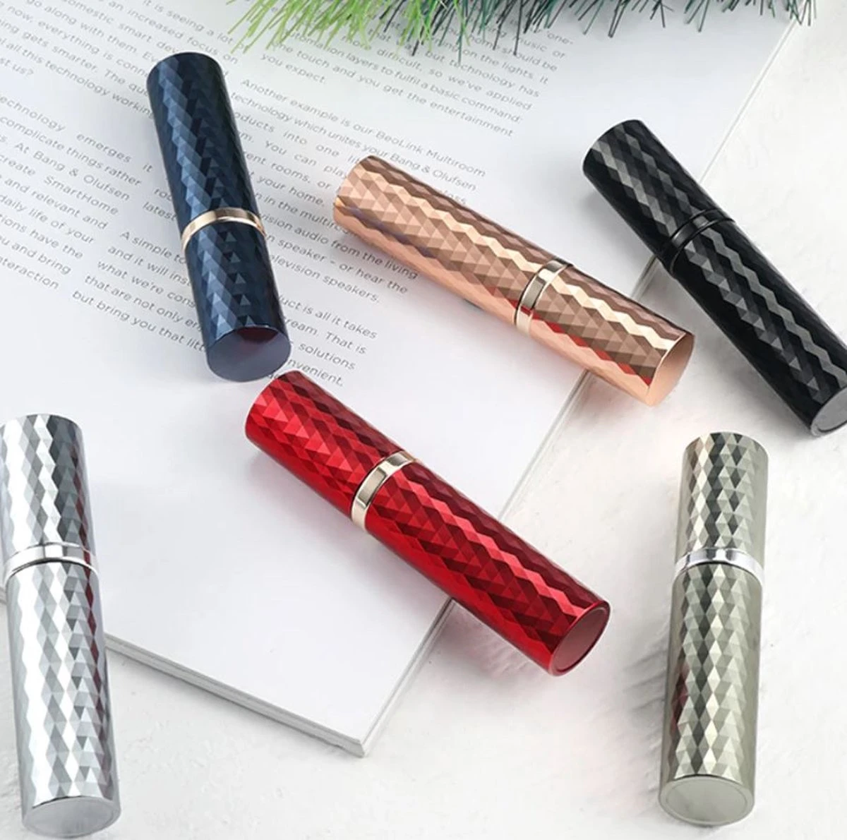 Lotis - Luxe Parfumverstuivers - Mini Flesje Navulbaar - Black Diamond Lotis - Luxe Parfumverstuivers - Mini Flesje Navulbaar - Black Diamond -Armani Parfum Winkel 1200x1190 3