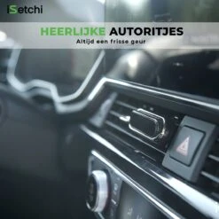 ISetchi Frisse Autoparfum - Autogeur - Met 4 Verschillende Geuren – Compact Formaat & Navulbaar - Metaal Ontwerp - Parfum Voor Luchtrooster Ventilatierooster -Auto Luchtje - Car Perfume -Armani Parfum Winkel 1200x1200 529