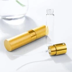 Scenty - Parfum Verstuiver Navulbaar - Mini Parfum Flesje - Reisflesje - Goud -Armani Parfum Winkel 1200x1200 582