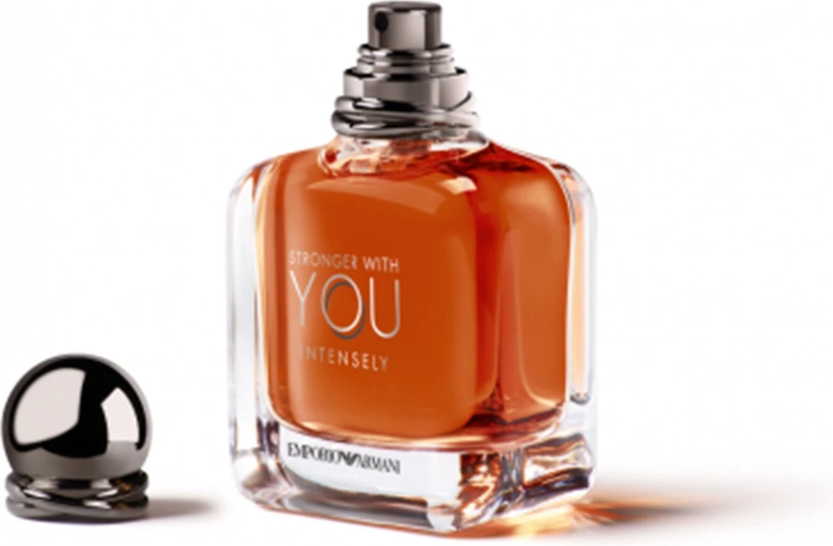 Giorgio Armani Stronger With You Intensely 100 ml - Eau de Parfum - Herenparfum - Top Geuren voor heren - Perfecte cadeau voor heren - Een gedurfde, Amber herengeur van Emporio Armani - Cadeautip Verjaardag, Een bedankje, Pasen, Vaderdag Giorgio Armani Stronger With You Intensely 100 Ml - Eau De Parfum - Herenparfum - Top Geuren Voor Heren - Perfecte Cadeau Voor Heren - Een Gedurfde, Amber Herengeur Van Emporio Armani - Cadeautip Verjaardag, Een Bedankje, Pasen, Vaderdag -Armani Parfum Winkel 1200x787 2