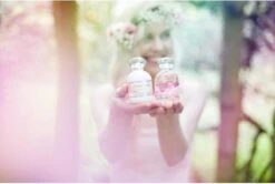 Cacharel Anaïs Anaïs 50 Ml - Eau De Toilette - Damesparfum -Armani Parfum Winkel 1200x806