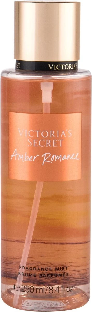 Victoriaïs Secret - Amber Romance Nourishing Body spray - 250mlML Victoria's Secret Victoriaïs Secret - Amber Romance Nourishing Body Spray - 250mlML -Armani Parfum Winkel 355x1200 1