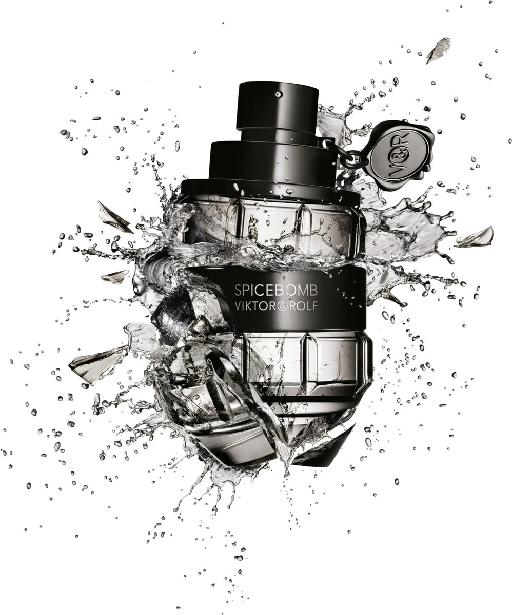 Viktor & Rolf Spicebomb 50 ml - Eau de Toilette - Herenparfum Viktor & Rolf Spicebomb 50 Ml - Eau De Toilette - Herenparfum -Armani Parfum Winkel 998x1200 3
